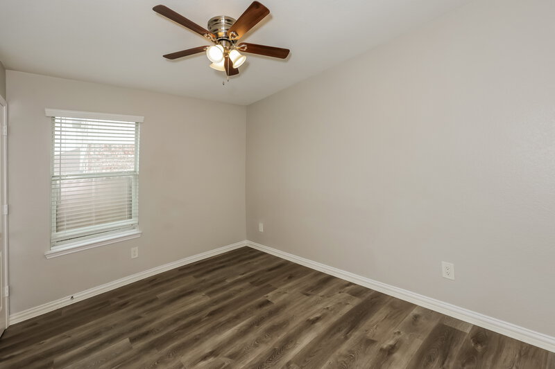 2,045/Mo, 6711 Waterlilly Dr Arlington, TX 76002 Bedroom View 2
