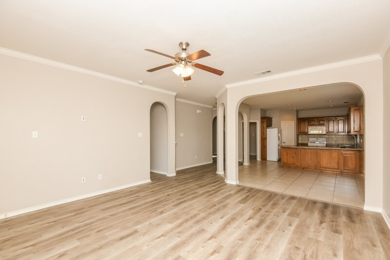 2,510/Mo, 5409 Austin Ridge Dr Fort Worth, TX 76179 Living Room View 2