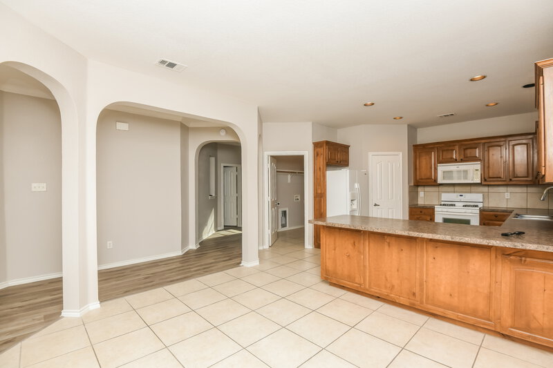 2,510/Mo, 5409 Austin Ridge Dr Fort Worth, TX 76179 Dining Room View 2