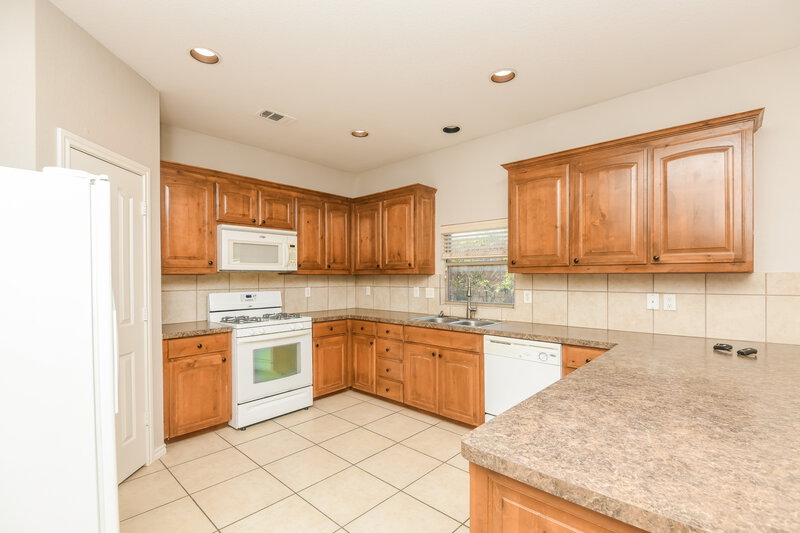 2,510/Mo, 5409 Austin Ridge Dr Fort Worth, TX 76179 Kitchen View
