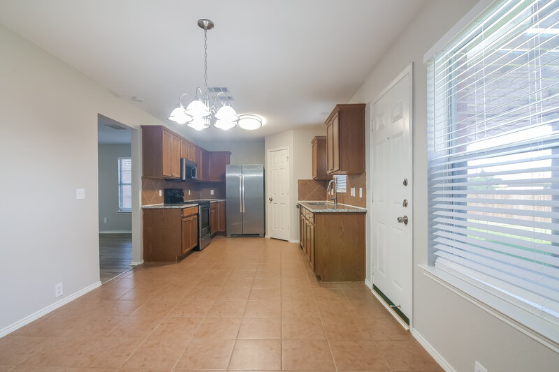 2,815/Mo, 1006 Zachary Dr Arlington, TX 76002 Dining Room View 2