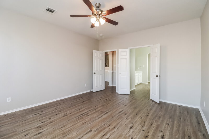 2,710/Mo, 2040 Graham Ranch Rd Fort Worth, TX 76134 Main Bedroom View 2