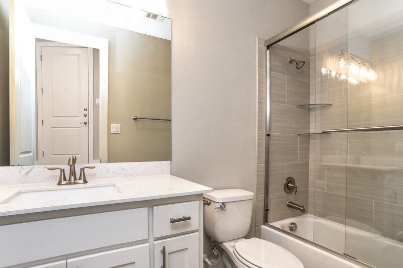 2,675/Mo, 8547 Mulligan pass Fort Worth, TX 76179 Bathroom View
