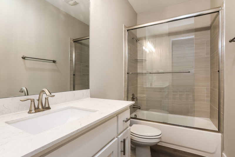 2,675/Mo, 8547 Mulligan pass Fort Worth, TX 76179 Bathroom View 2
