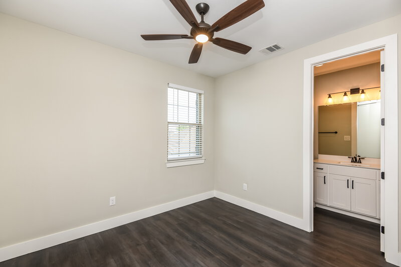 2,605/Mo, 7113 Ninth Hole Drive Fort Worth, TX 76179 Bedroom View 3