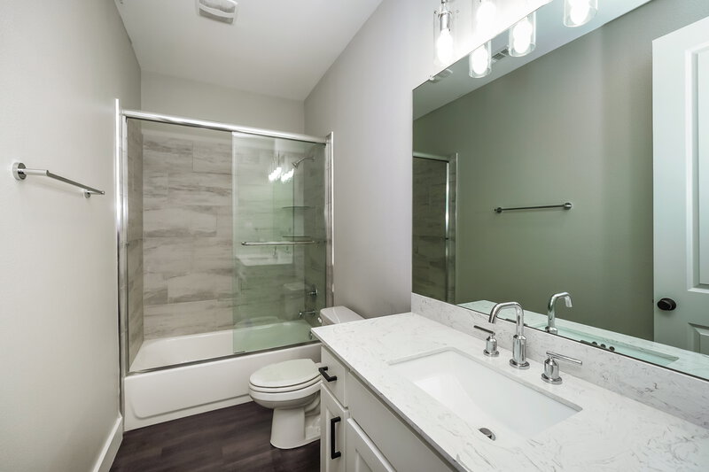 2,365/Mo, 7153 Ninth Hole Drive Fort Worth, TX 76179 Bathroom View