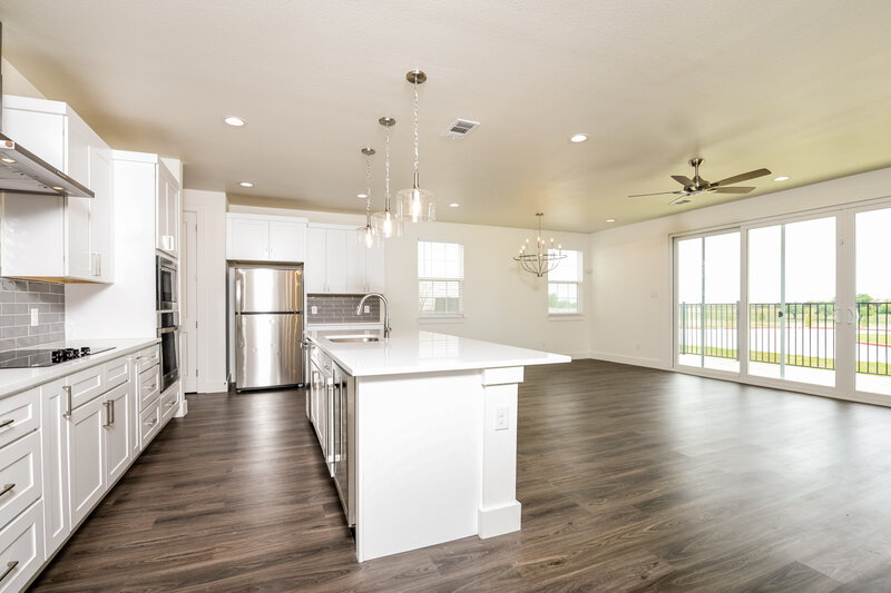 2,340/Mo, 7157 Ninth Hole Drive Fort Worth, TX 76179 Kitchen View