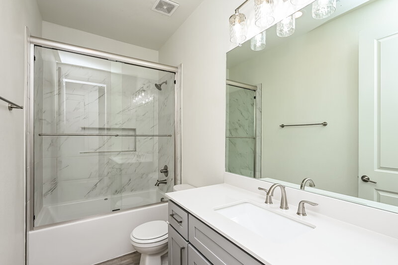 2,390/Mo, 7161 Ninth Hole Drive Fort Worth, TX 76179 Bathroom View