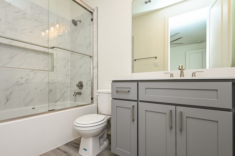 2,390/Mo, 7161 Ninth Hole Drive Fort Worth, TX 76179 Bathroom View 2