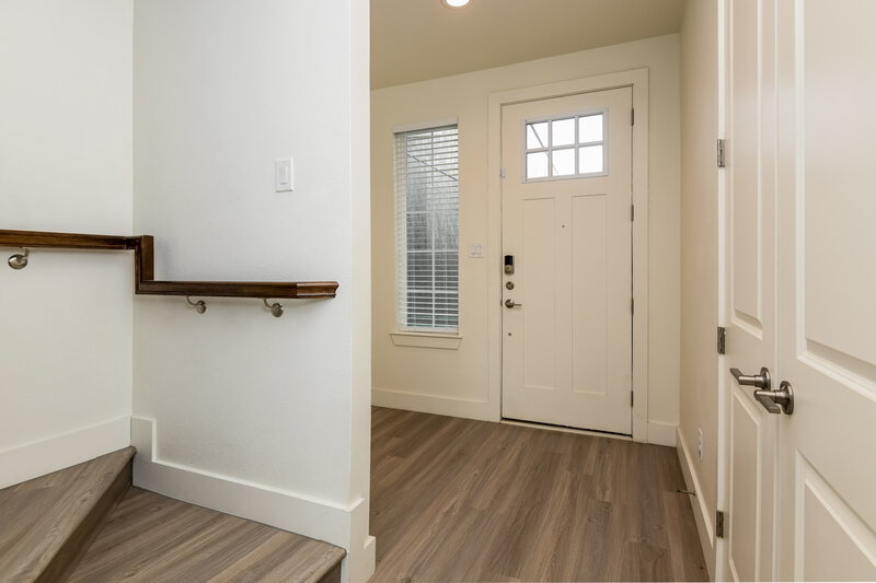 2,350/Mo, 7169 Ninth Hole Drive Fort Worth, TX 76179 Foyer View