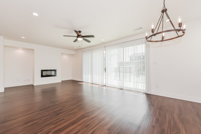 2,110/Mo, 8589 Mulligan Pass Fort Worth, TX 76179 Dining Room View