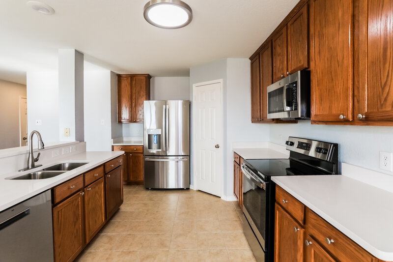 2,185/Mo, 10637 Ambling Trl Fort Worth, TX 76108 Kitchen View 2