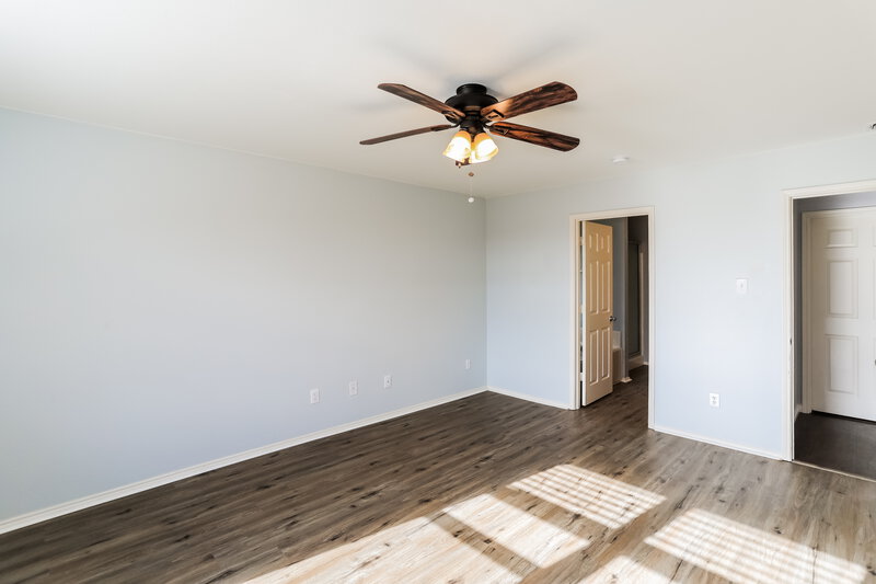 2,185/Mo, 10637 Ambling Trl Fort Worth, TX 76108 Main Bedroom View 2