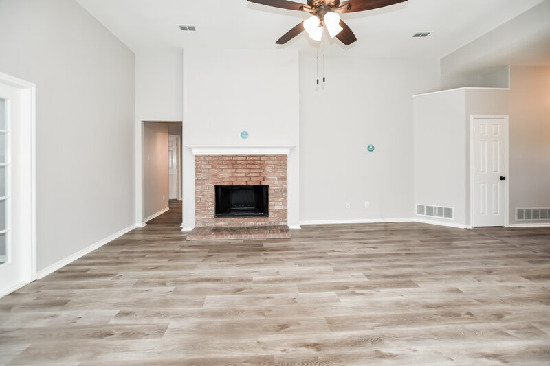 2,610/Mo, 2006 Firewater Pl Lewisville, TX 75067 Living Room View 2