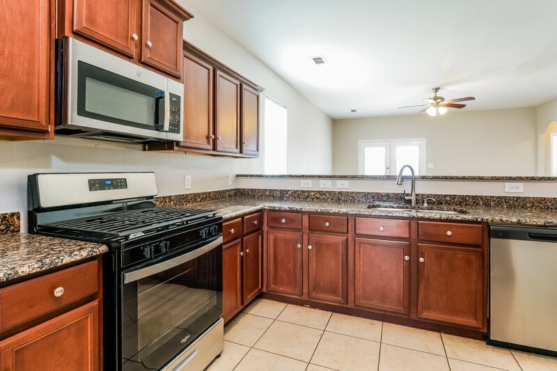 1,865/Mo, 2120 Foxglove Ct Forney, TX 75126 Kitchen View