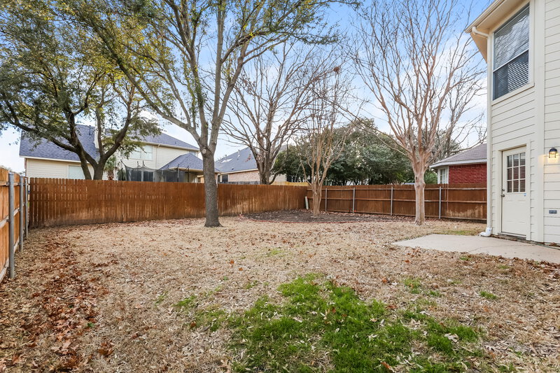 2,705/Mo, 6733 Day Dr Fort Worth, TX 76132 Rear View