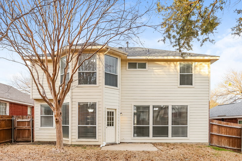 2,705/Mo, 6733 Day Dr Fort Worth, TX 76132 Rear View 2