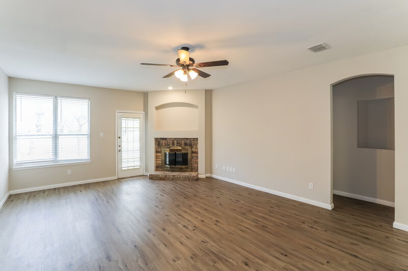 2,555/Mo, 1300 Indian Trail Rd Roanoke, TX 76262 Living Room View 3