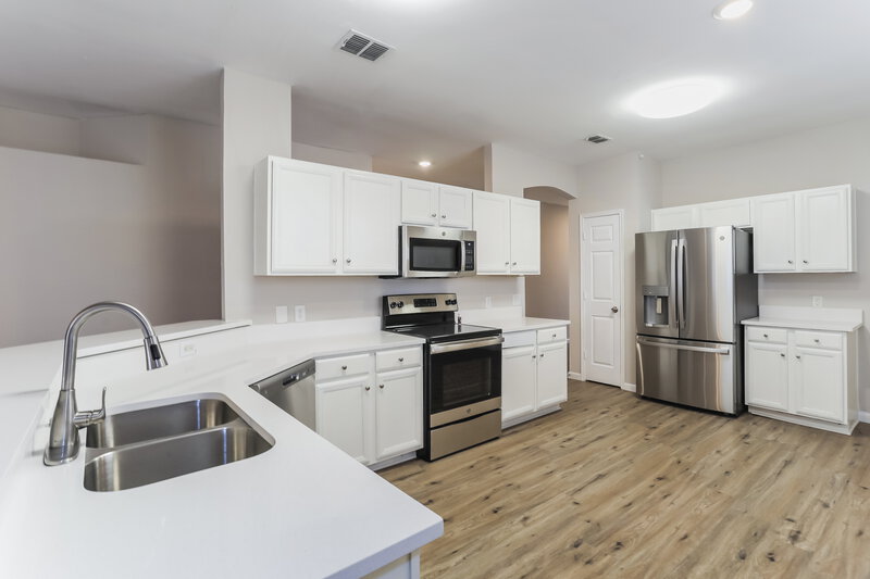 2,555/Mo, 1300 Indian Trail Rd Roanoke, TX 76262 Kitchen View