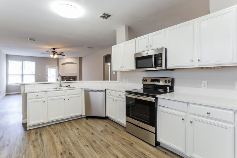 2,555/Mo, 1300 Indian Trail Rd Roanoke, TX 76262 Kitchen View 2