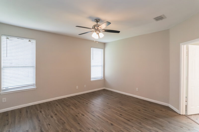 2,555/Mo, 1300 Indian Trail Rd Roanoke, TX 76262 Main Bedroom View