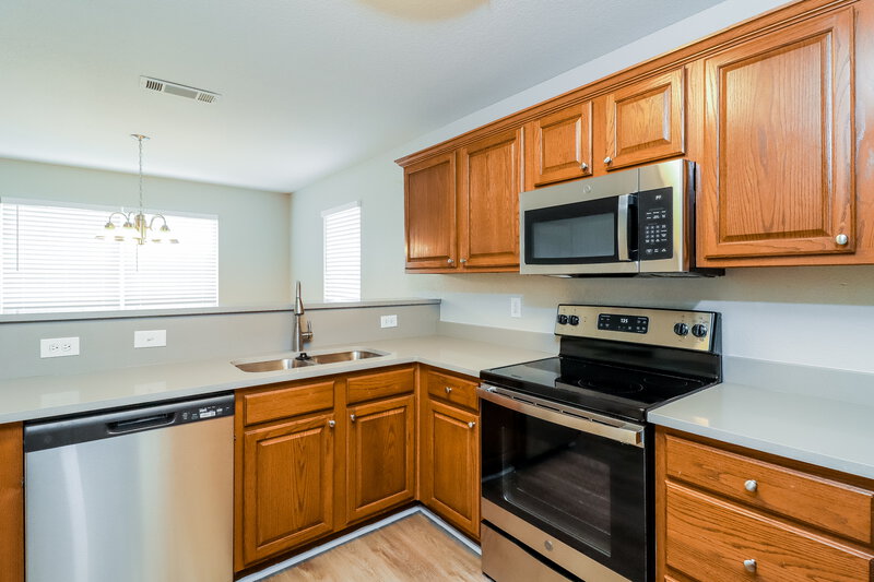 2,250/Mo, 12452 Seven Eagles Ln Burleson, TX 76028 Kitchen View