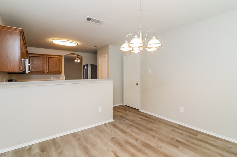 2,250/Mo, 12452 Seven Eagles Ln Burleson, TX 76028 Dining Room View