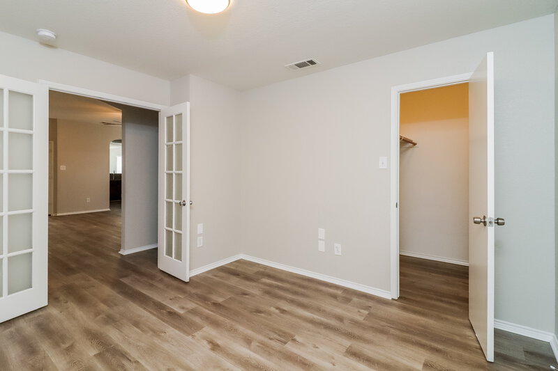 2,250/Mo, 12452 Seven Eagles Ln Burleson, TX 76028 Main Bedroom View