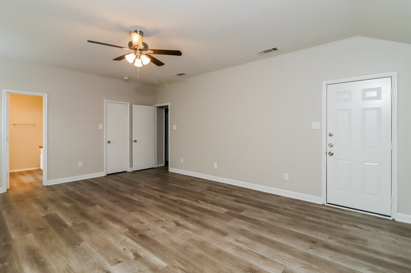 2,250/Mo, 12452 Seven Eagles Ln Burleson, TX 76028 Bedroom View 3
