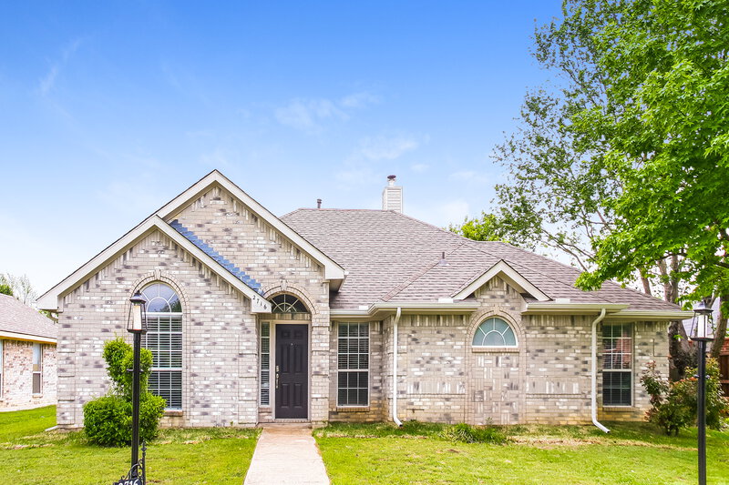 2,915/Mo, 2716 Wild Grove Ln Lancaster, TX 75146 External View