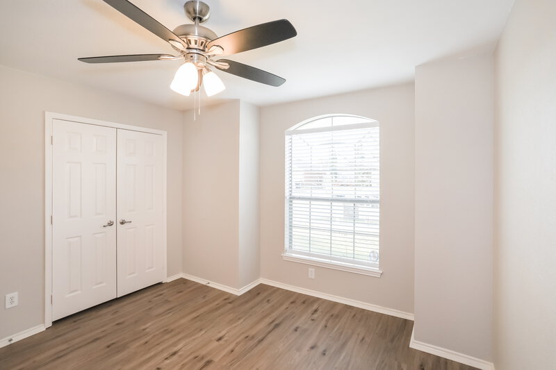 2,450/Mo, 609 Destin Dr Fort Worth, TX 76131 Bedroom View 3