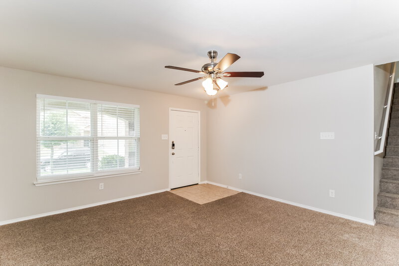 1,950/Mo, 1623 Kawati Way Krum, TX 76249 Living Room View 2