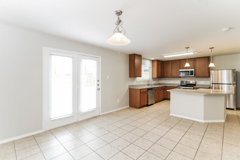 1,950/Mo, 1623 Kawati Way Krum, TX 76249 Dining Room View 2