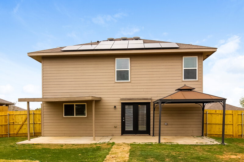 1,950/Mo, 1623 Kawati Way Krum, TX 76249 Rear View