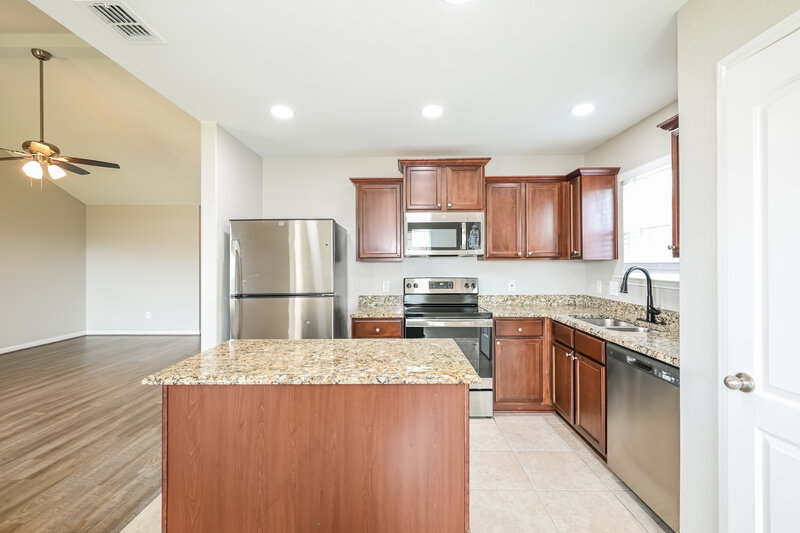 2,610/Mo, 9405 Plum Ct Forney, TX 75126 Kitchen View