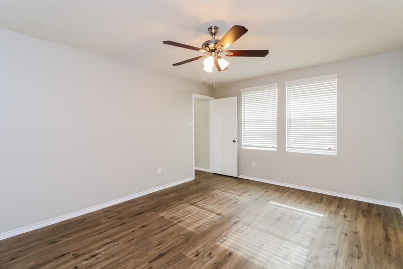 2,180/Mo, 332 Indian Blanket Dr Burleson, TX 76028 Main Bedroom View 2