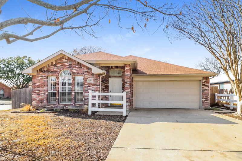 2,125/Mo, 1201 Gray Dawn Dr Midlothian, TX 76065 External View