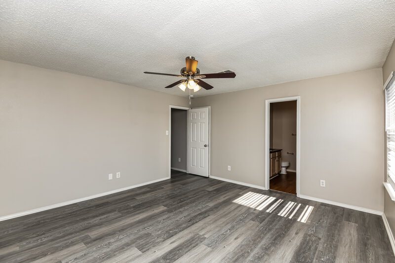 2,395/Mo, 3340 Chapel Ridge Way Fort Worth, TX 76116 Main Bedroom View 2