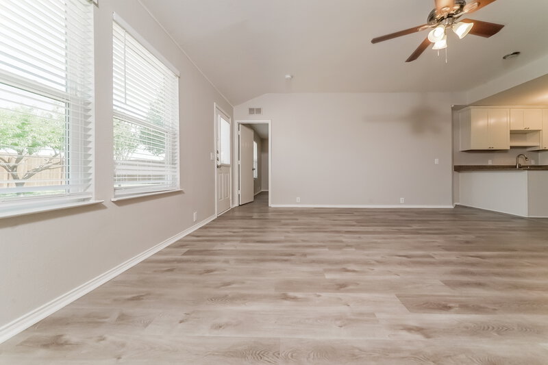 2,030/Mo, 4513 Napa Valley Dr Argyle, TX 76226 Main Bedroom View 2