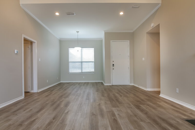2,590/Mo, 4801 Ashworth Ct Arlington, TX 76017 Living Room View 2