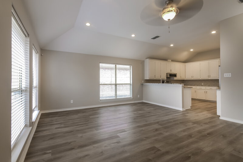 2,590/Mo, 4801 Ashworth Ct Arlington, TX 76017 Dining Room View 3