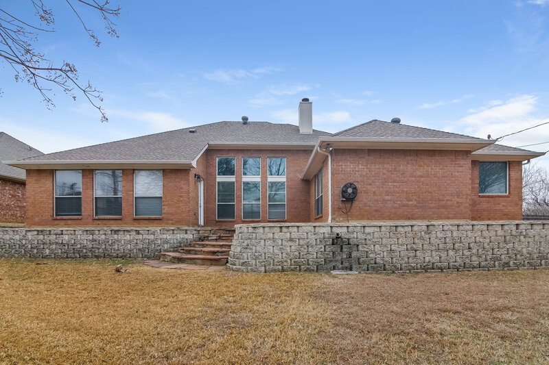 2,590/Mo, 4801 Ashworth Ct Arlington, TX 76017 Rear View