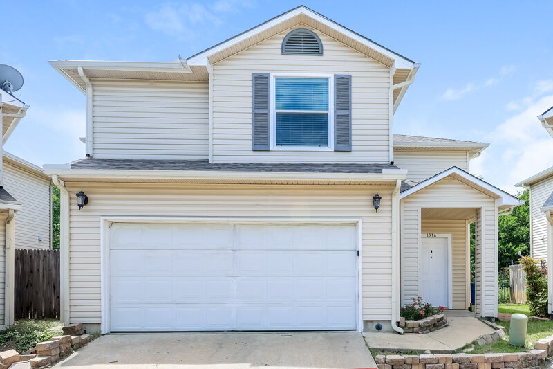 2,030/Mo, 1016 Matamoros Plz Dallas, TX 75211 External View