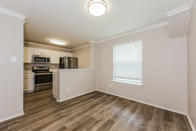 1,965/Mo, 1016 Matamoros Plz Dallas, TX 75211 Dining Room View