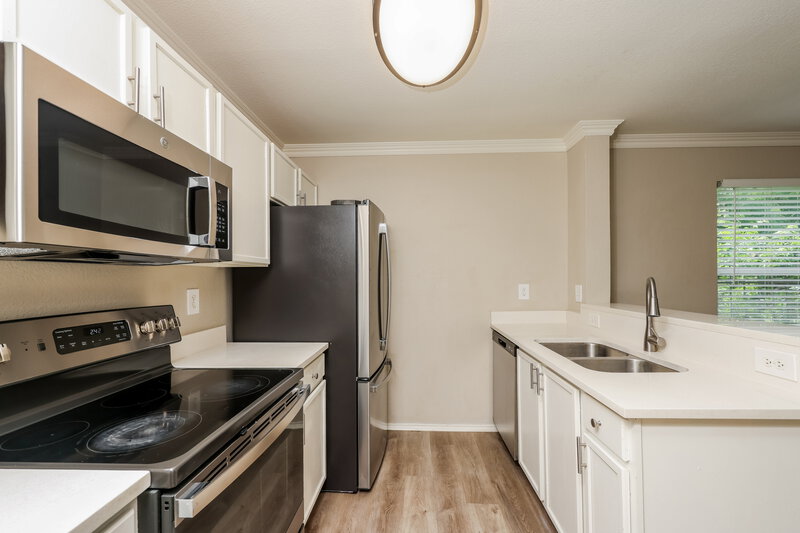 2,030/Mo, 1016 Matamoros Plz Dallas, TX 75211 Misc View 6