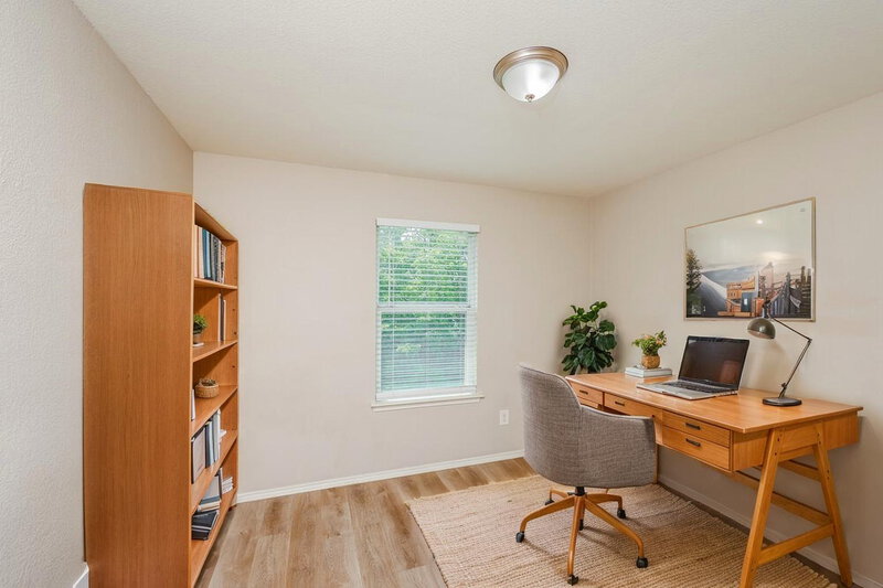 2,030/Mo, 1016 Matamoros Plz Dallas, TX 75211 Misc View 13