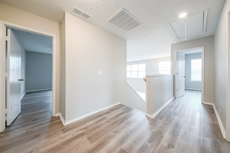 2,405/Mo, 1961 Earnhardt Way Dallas, TX 75217 Utility View