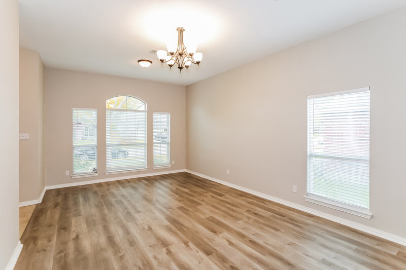 2,250/Mo, 1228 Lake Haven Dr Little Elm, TX 75068 Dining Room View