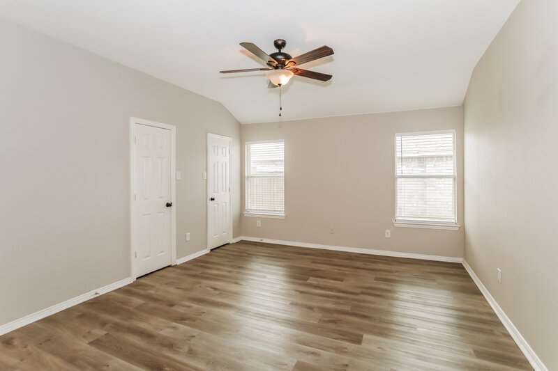 2,250/Mo, 1228 Lake Haven Dr Little Elm, TX 75068 Main Bedroom View