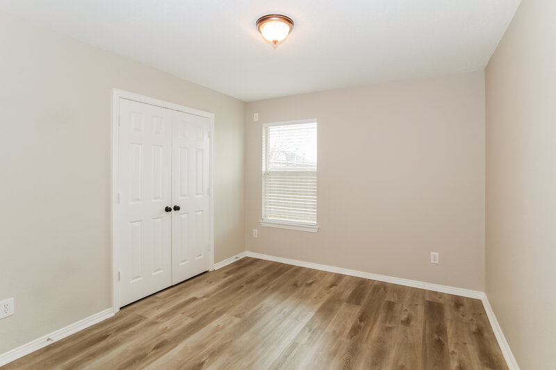 2,250/Mo, 1228 Lake Haven Dr Little Elm, TX 75068 Bedroom View